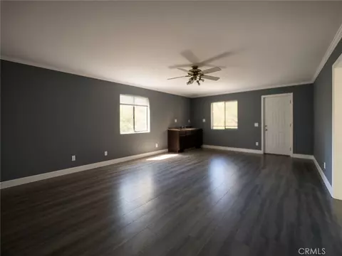 Living - 25075 Basel, Crestline, CA 92325 photo 4 of 4