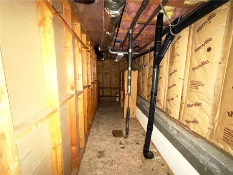 Entry Way - 25075 Basel, Crestline, CA 92325 photo 1 of 1