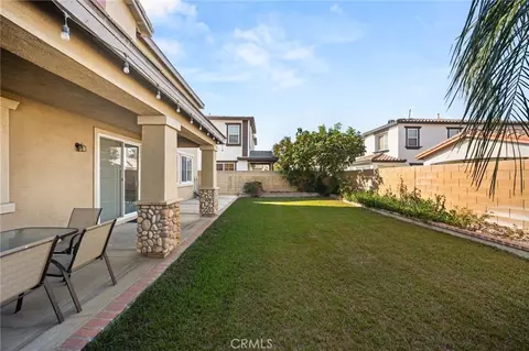 Exterior - 11002 Persimmon, Fontana, CA 92337 photo 6 of 7