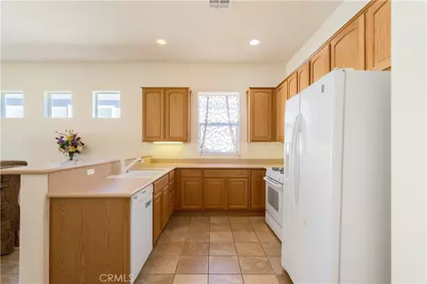 Kitchen - 1759 Brittney Rd, Beaumont, CA 92223 photo 2 of 3