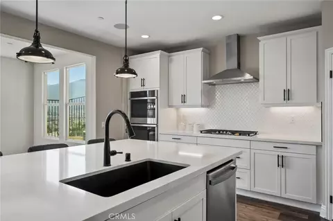 Kitchen - 11313 Atlas Ct, Corona, CA 92883 photo 4 of 6