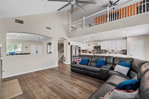 Entry Way - 6860 Edinburgh Rd, Eastvale, CA 92880 photo 3 of 8