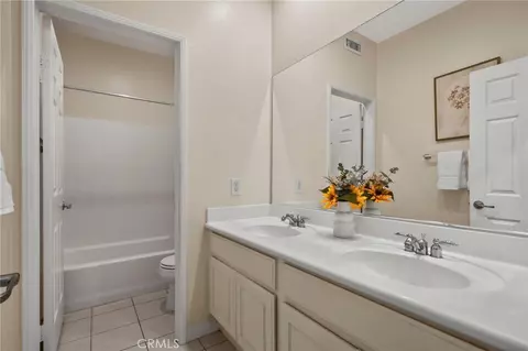 Bath - 6860 Edinburgh Rd, Eastvale, CA 92880 photo 5 of 6