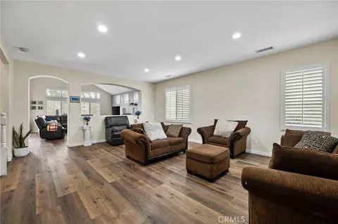 Entry Way - 6860 Edinburgh Rd, Eastvale, CA 92880 photo 1 of 8