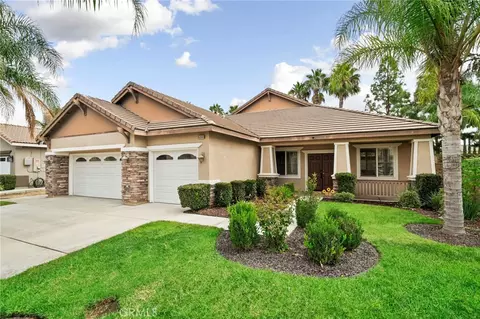 Exterior - 6860 Edinburgh Rd, Eastvale, CA 92880 photo 2 of 7