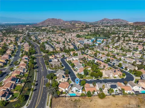 View/Area - 712 Shaffer St, Corona, CA 92879 photo 10 of 13