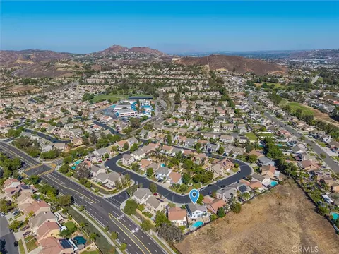 View/Area - 712 Shaffer St, Corona, CA 92879 photo 11 of 13