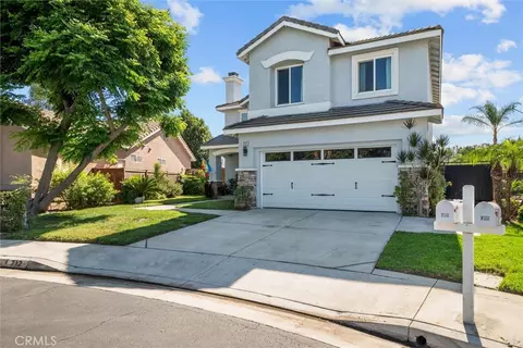 Exterior - 712 Shaffer St, Corona, CA 92879 photo 4 of 9