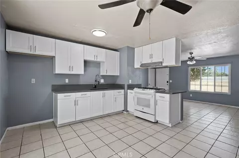 Other - 9891 3rd Ave, Hesperia, CA 92345 photo 7 of 13