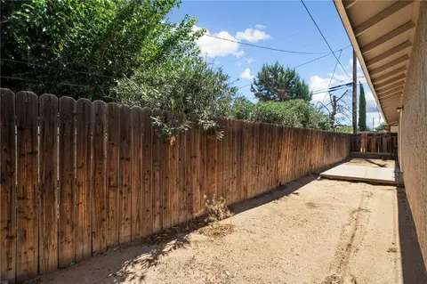 Exterior - 9891 3rd Ave, Hesperia, CA 92345 photo 3 of 5