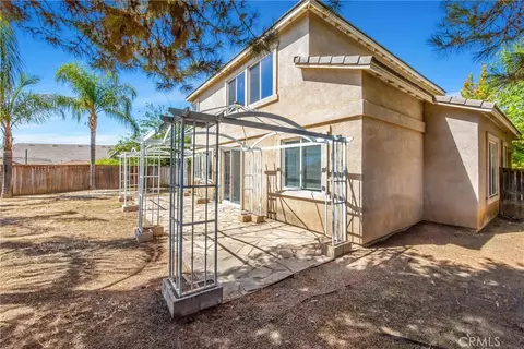 Exterior - 1570 Thunderbird, Beaumont, CA 92223 photo 5 of 10