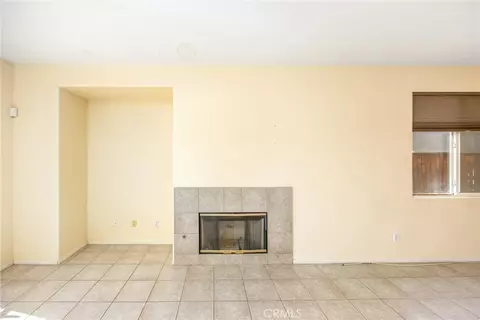 Living - 1570 Thunderbird, Beaumont, CA 92223 photo 6 of 7