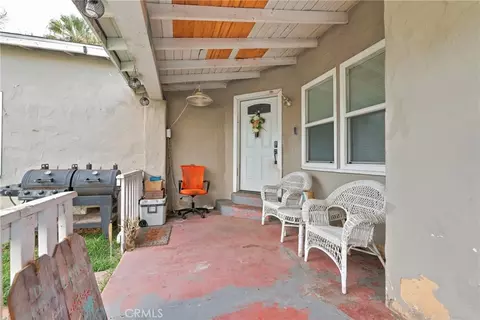 Exterior - 780 Campus, San Bernardino, CA 92405 photo 3 of 4