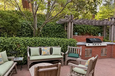 Exterior - 29682 Hook Crk, Cedar Glen, CA 92321 photo 6 of 25
