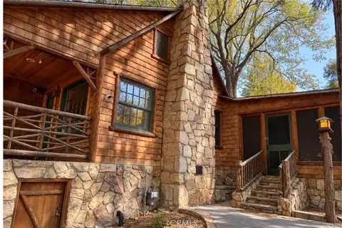 Exterior - 29682 Hook Crk, Cedar Glen, CA 92321 photo 14 of 25