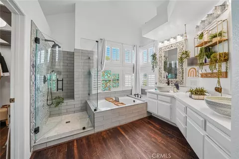 Bath - 30126 Corte Carrizo, Temecula, CA 92591 photo 4 of 5