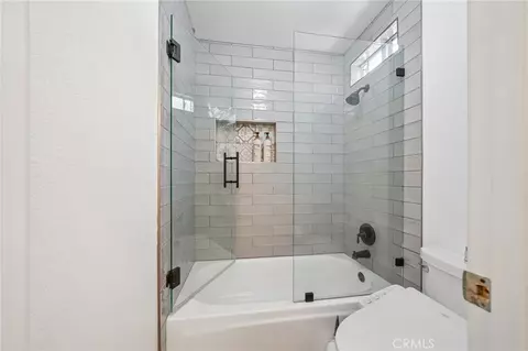 Bath - 30126 Corte Carrizo, Temecula, CA 92591 photo 3 of 5