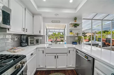 Kitchen - 30126 Corte Carrizo, Temecula, CA 92591 photo 4 of 4