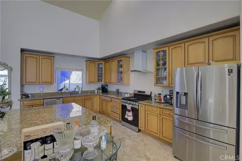 Kitchen - 525 Stewart Canyon Rd, Fallbrook, CA 92028 photo 2 of 2