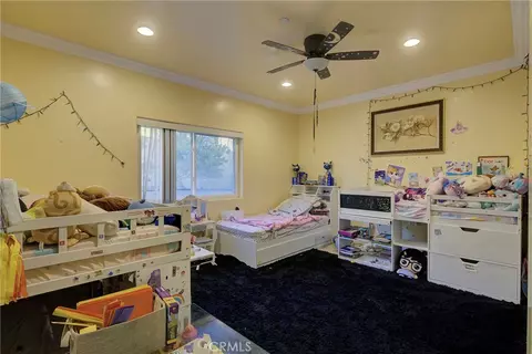 Bedroom - 525 Stewart Canyon Rd, Fallbrook, CA 92028 photo 4 of 5