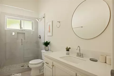 Bath - 79690 Iris Ct, La Quinta, CA 92253 photo 1 of 4