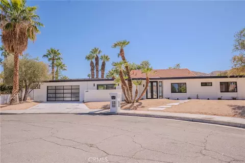 3495 E Loma Vista Cir, Palm Springs, CA 92264