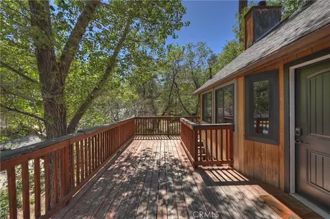 Exterior - 248 Vista Ave, Sugarloaf, CA 92386 photo 6 of 10