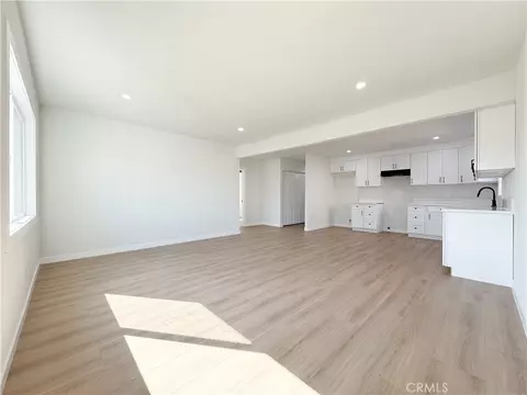 Living - 917 W 130th St, Compton, CA 90222 photo 3 of 5