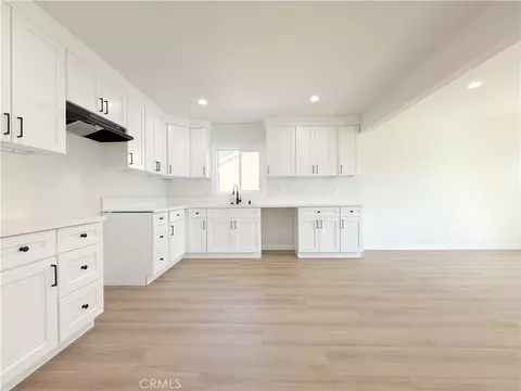 Kitchen - 917 W 130th St, Compton, CA 90222 photo 1 of 2