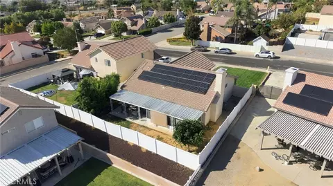 View/Area - 33593 Pecan, Yucaipa, CA 92399 photo 4 of 9