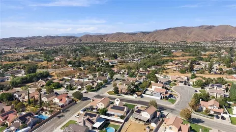 View/Area - 33593 Pecan, Yucaipa, CA 92399 photo 8 of 9