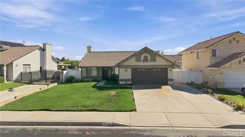 Exterior - 33593 Pecan, Yucaipa, CA 92399 photo 3 of 8