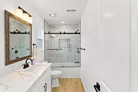 Bath - 675 N Rick St, Orange, CA 92869 photo 4 of 5