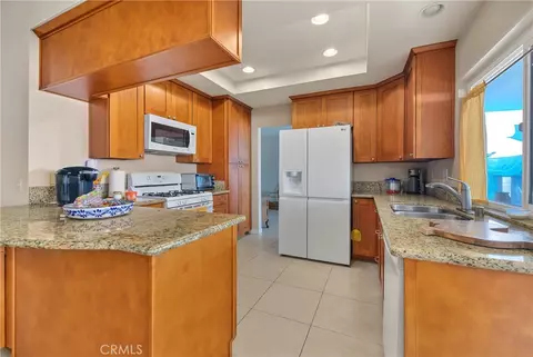 Kitchen - 4317 Gettysburg, Chino, CA 91710 photo 2 of 7