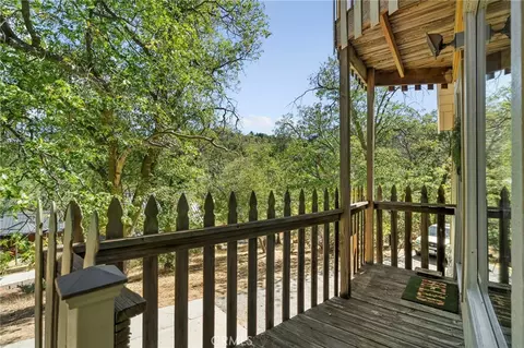Exterior - 1700 S Way, Lake Arrowhead, CA 92352 photo 3 of 7