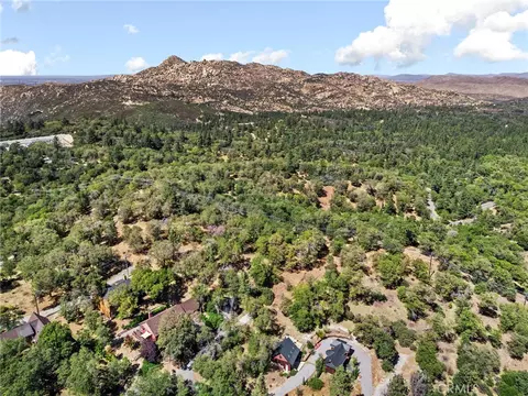 View/Area - 1700 S Way, Lake Arrowhead, CA 92352 photo 6 of 8