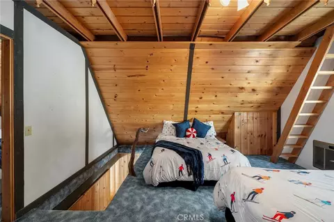 Bedroom - 1700 S Way, Lake Arrowhead, CA 92352 photo 5 of 7