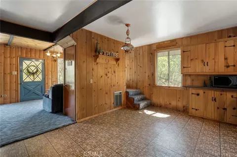 Entry Way - 1700 S Way, Lake Arrowhead, CA 92352 photo 2 of 2