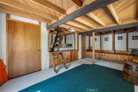 Bedroom - 1700 S Way, Lake Arrowhead, CA 92352 photo 1 of 7