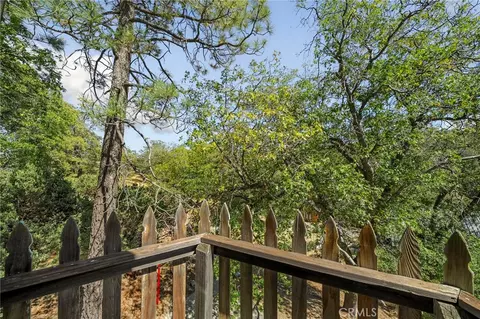 Exterior - 1700 S Way, Lake Arrowhead, CA 92352 photo 5 of 7