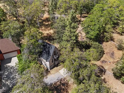 View/Area - 1700 S Way, Lake Arrowhead, CA 92352 photo 1 of 8