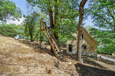 Exterior - 1700 S Way, Lake Arrowhead, CA 92352 photo 7 of 7