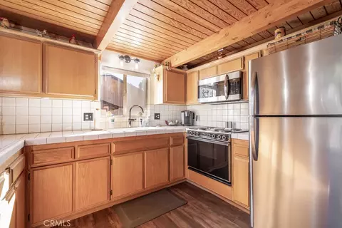Kitchen - 2110 7th Ln, Big Bear City, CA 92314 photo 2 of 2