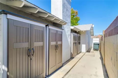 Exterior - 1102 E Amber Ave, Orange, CA 92865 photo 7 of 7