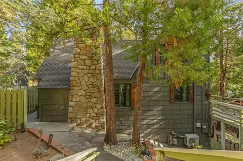 Exterior - 28772 Cedar, Lake Arrowhead, CA 92352 photo 2 of 7