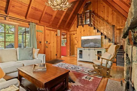 Living - 28772 Cedar, Lake Arrowhead, CA 92352 photo 4 of 4