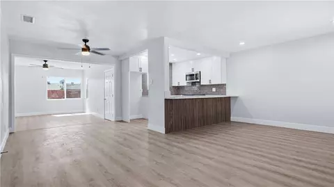 Living - 555 W Morgan, Rialto, CA 92376 photo 3 of 4