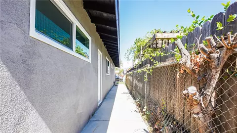 Exterior - 555 W Morgan, Rialto, CA 92376 photo 9 of 10