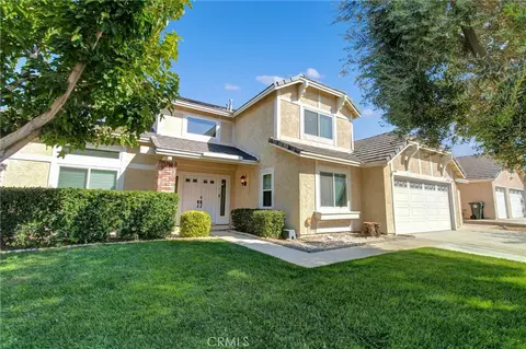 12757 Trotters Ln, Victorville, CA 92392