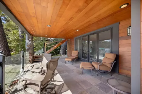 Exterior - 28103 Point Hamiltair, Lake Arrowhead, CA 92352 photo 7 of 10